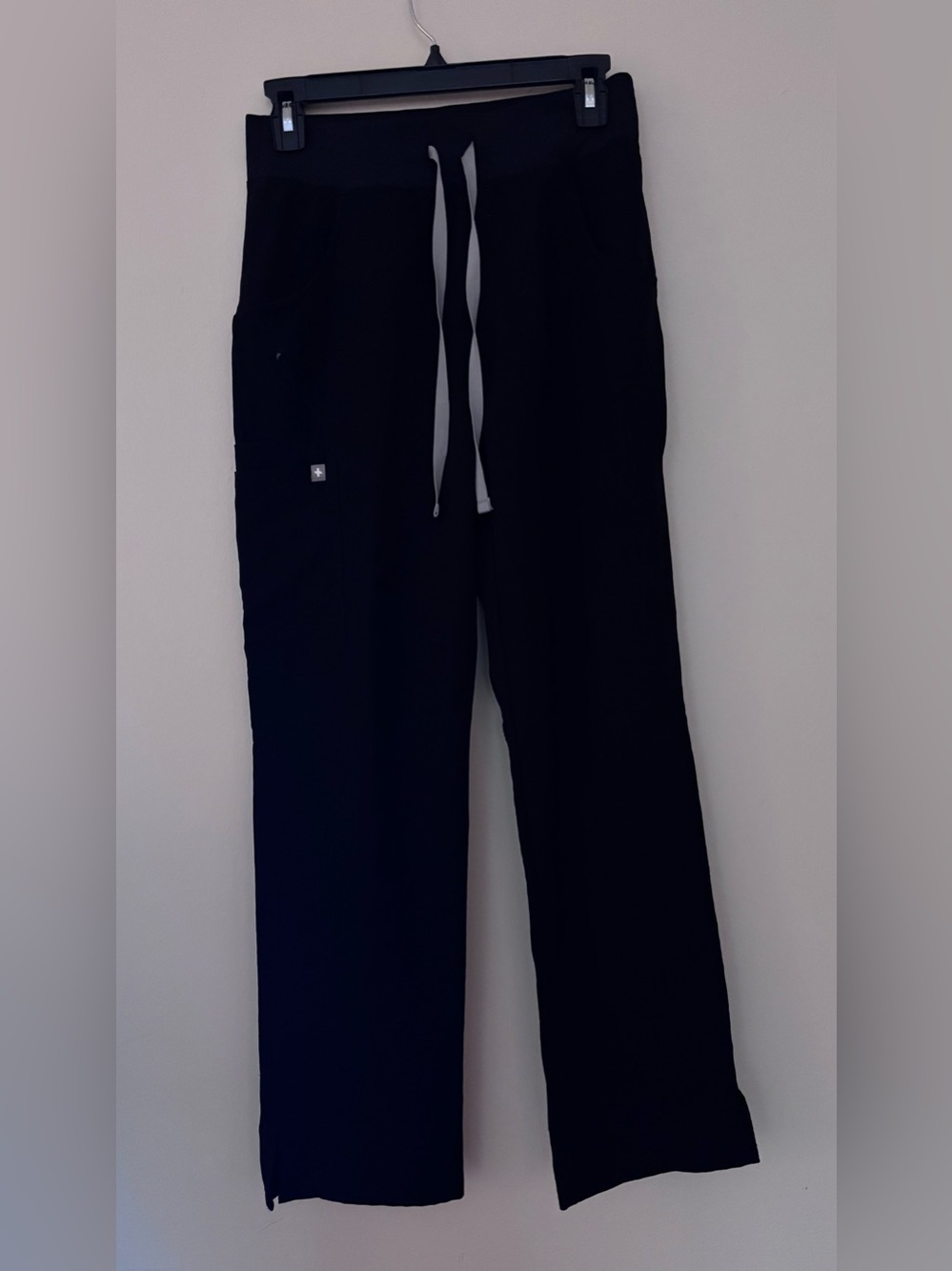 Figs Kade Women’s Black Straight Leg Scrub Pant size M